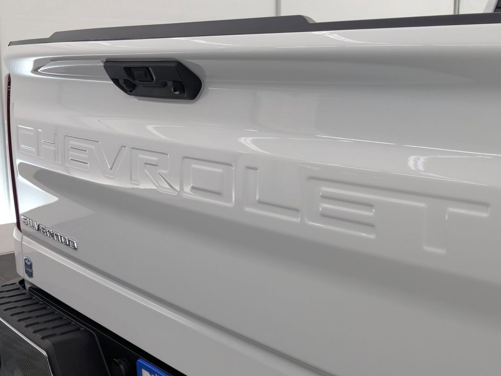 Thumbnail: 2026 Chevrolet Silverado 1500 - 13
