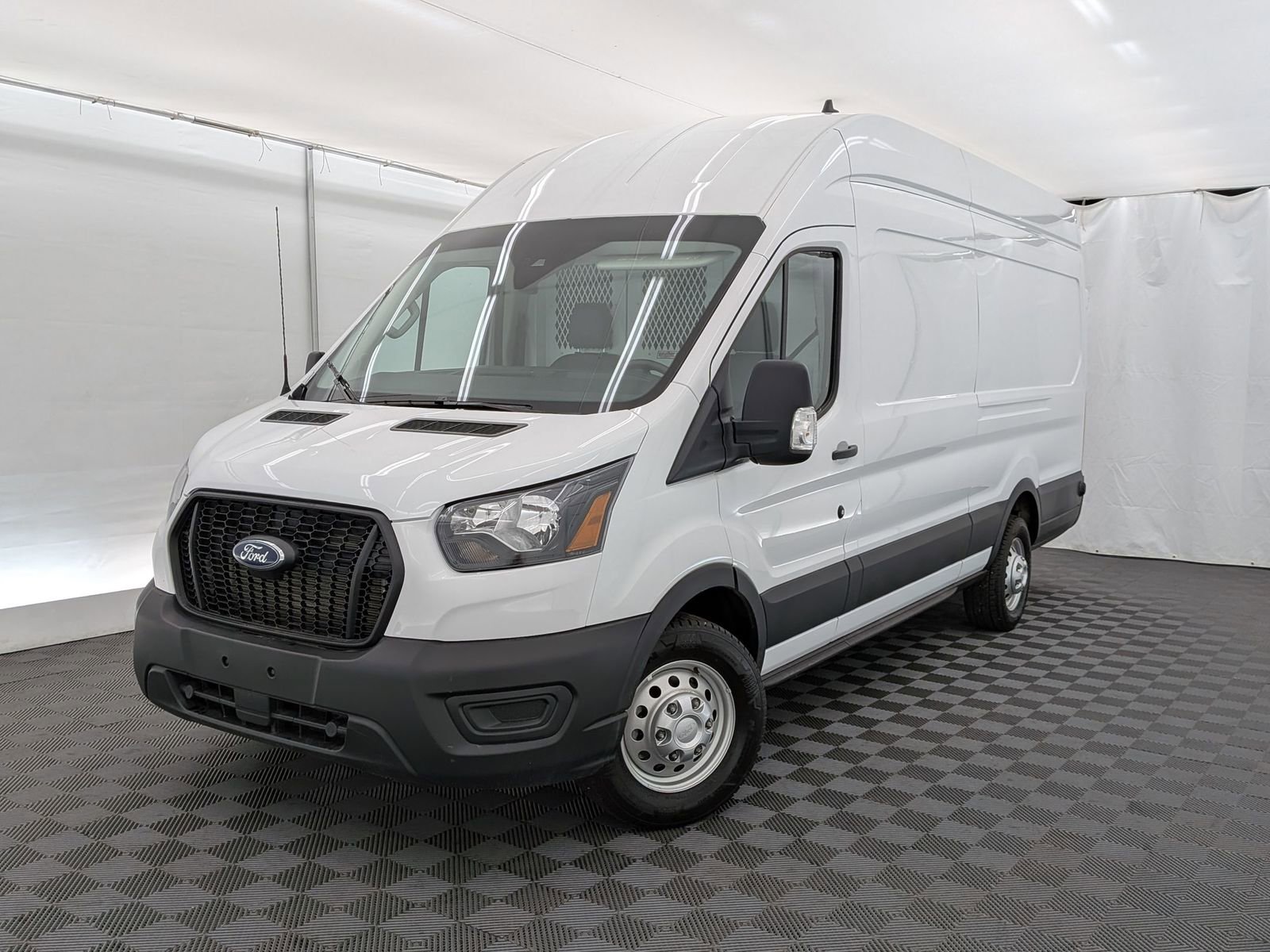 2024 Ford Transit 250 High Roof 148EL WB AWD's photo