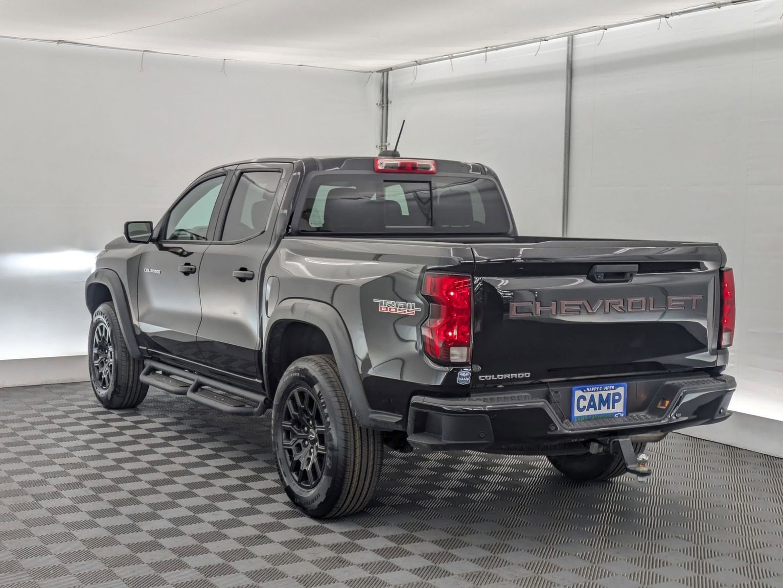 Thumbnail: 2023 Chevrolet Colorado - 3