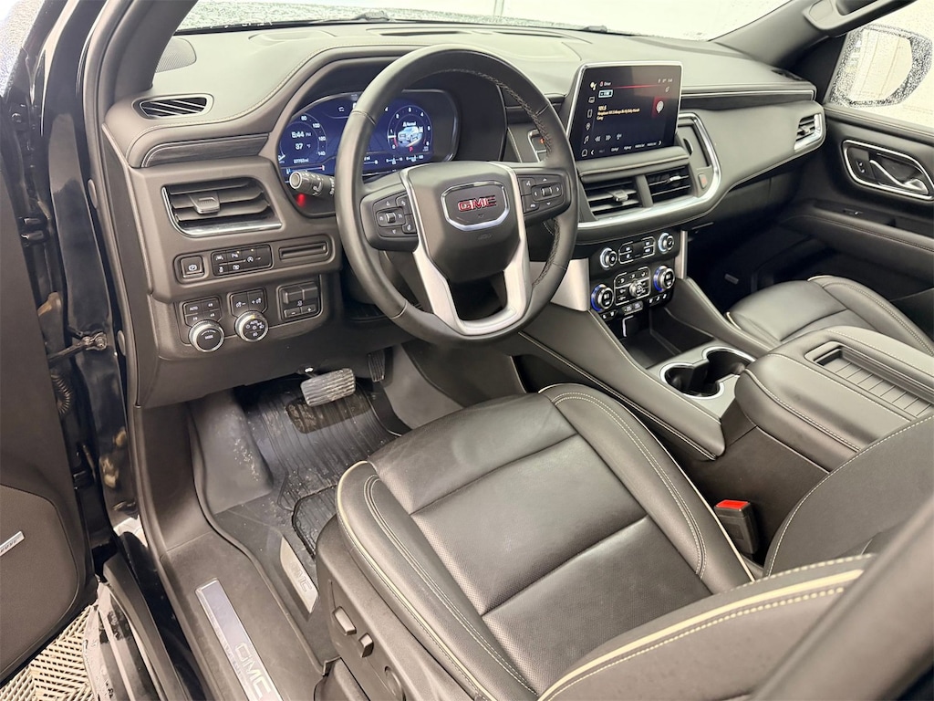 Used 2024 GMC Yukon SLT SUV