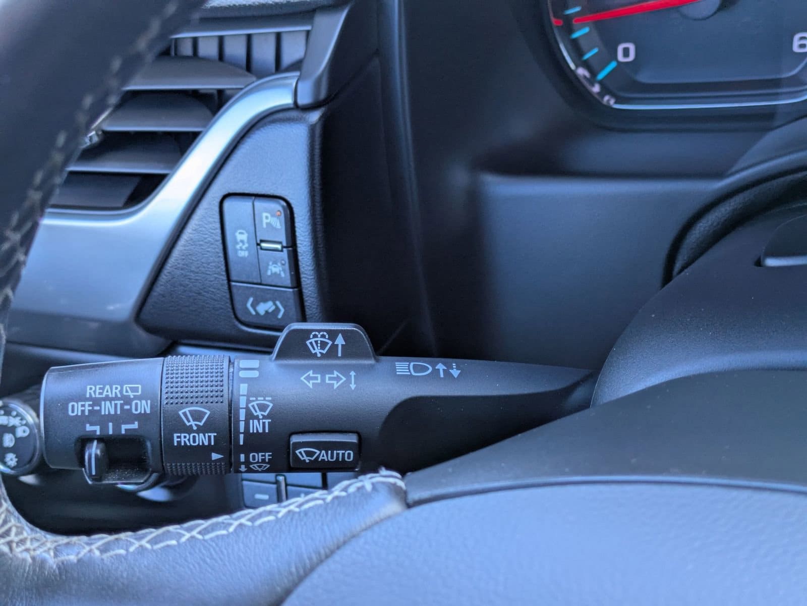 Thumbnail: 2016 Chevrolet Tahoe - 27