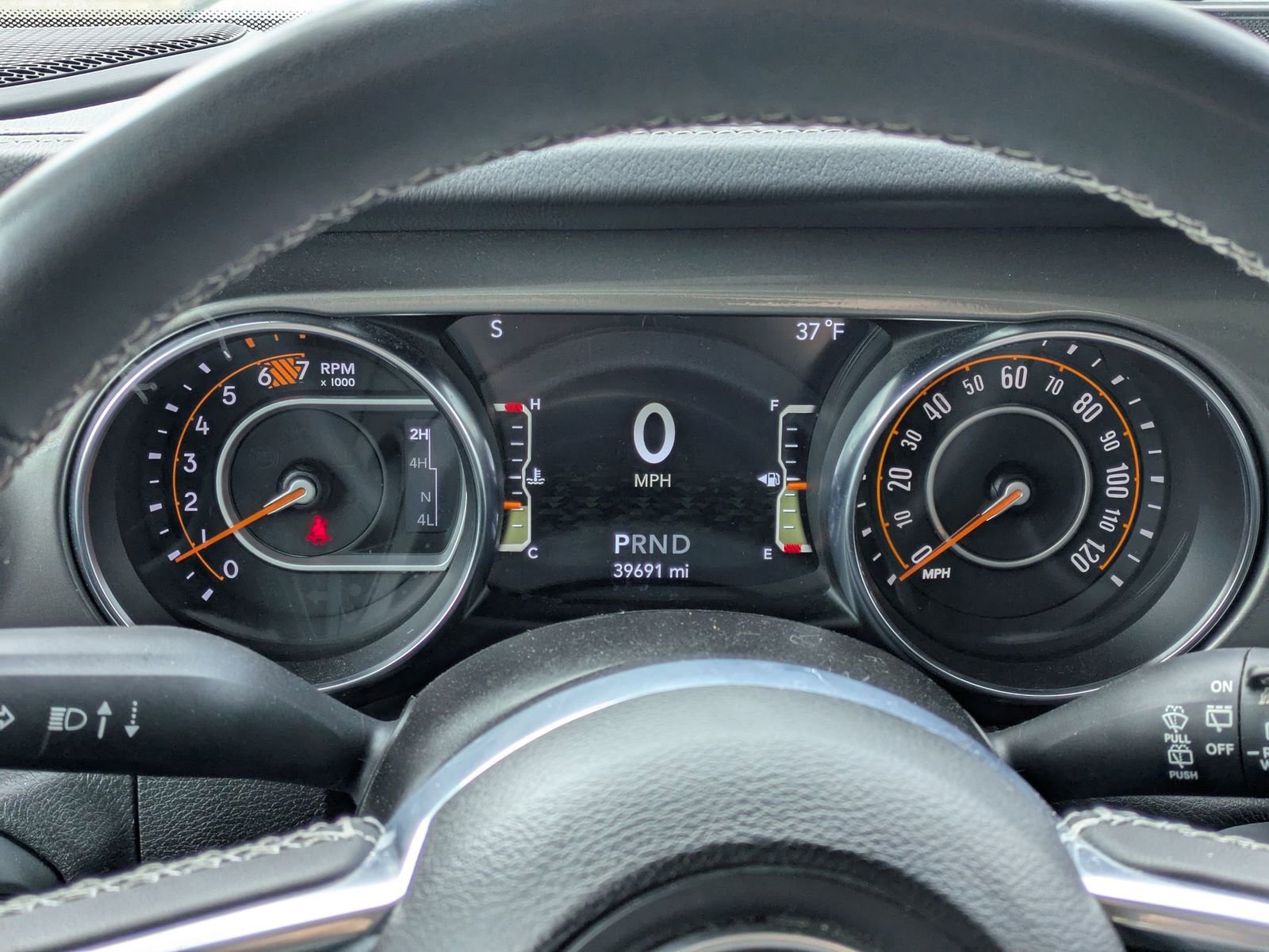 Thumbnail: 2023 Jeep Wrangler - 33