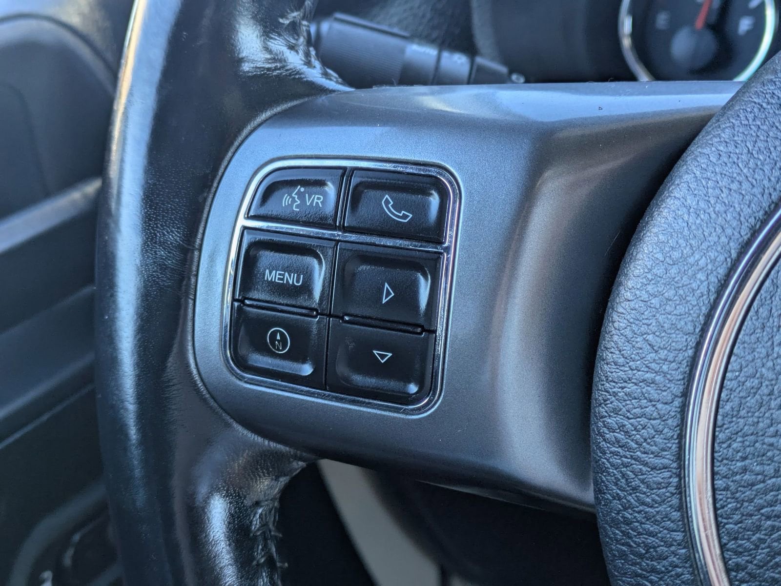 Thumbnail: 2018 Jeep Wrangler - 22