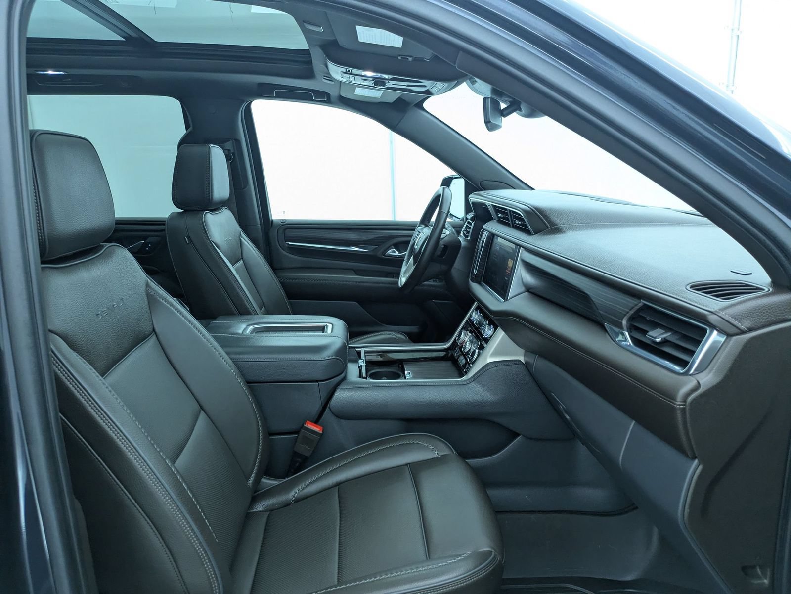 Thumbnail: 2023 GMC Yukon - 24