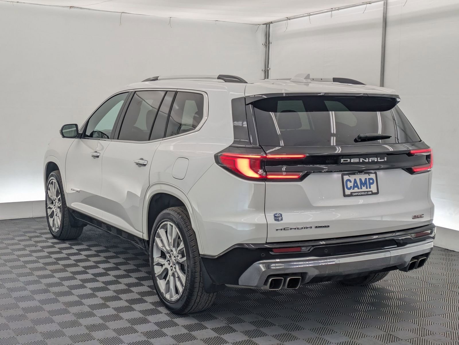Thumbnail: 2024 GMC Acadia - 3