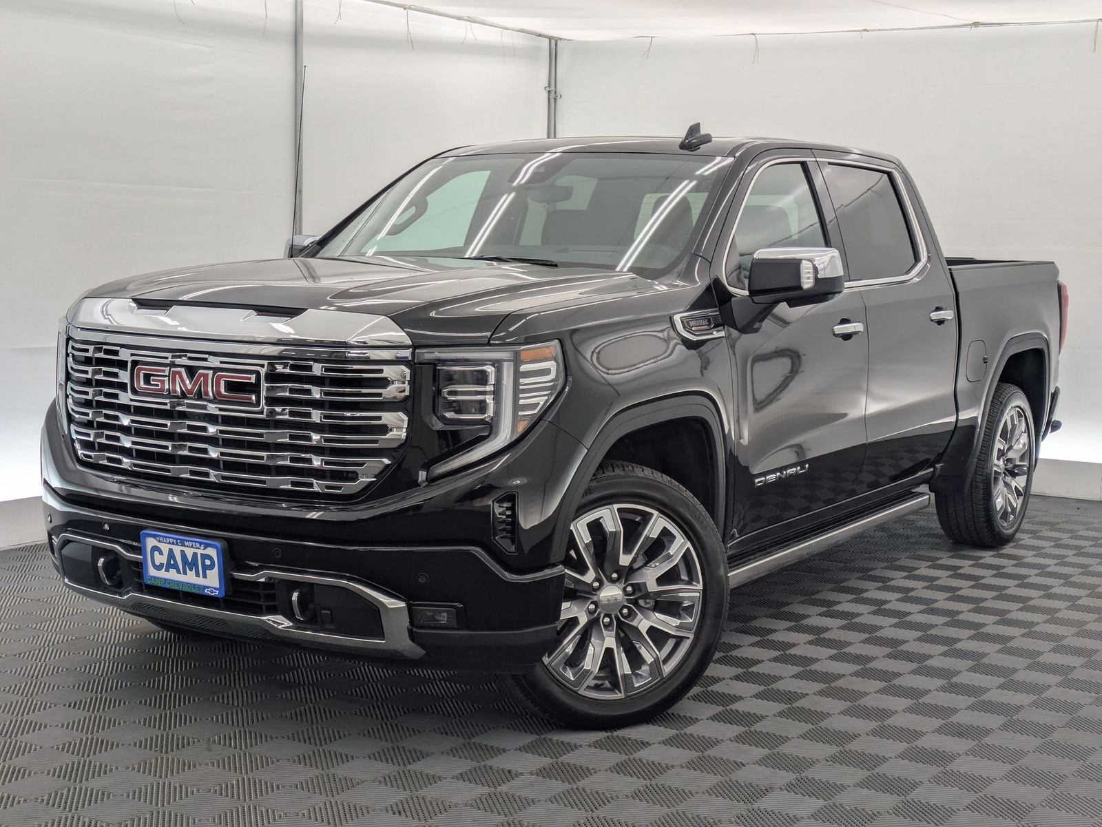 2026 GMC Sierra Denali 4WD Crew Cab Short Box's photo