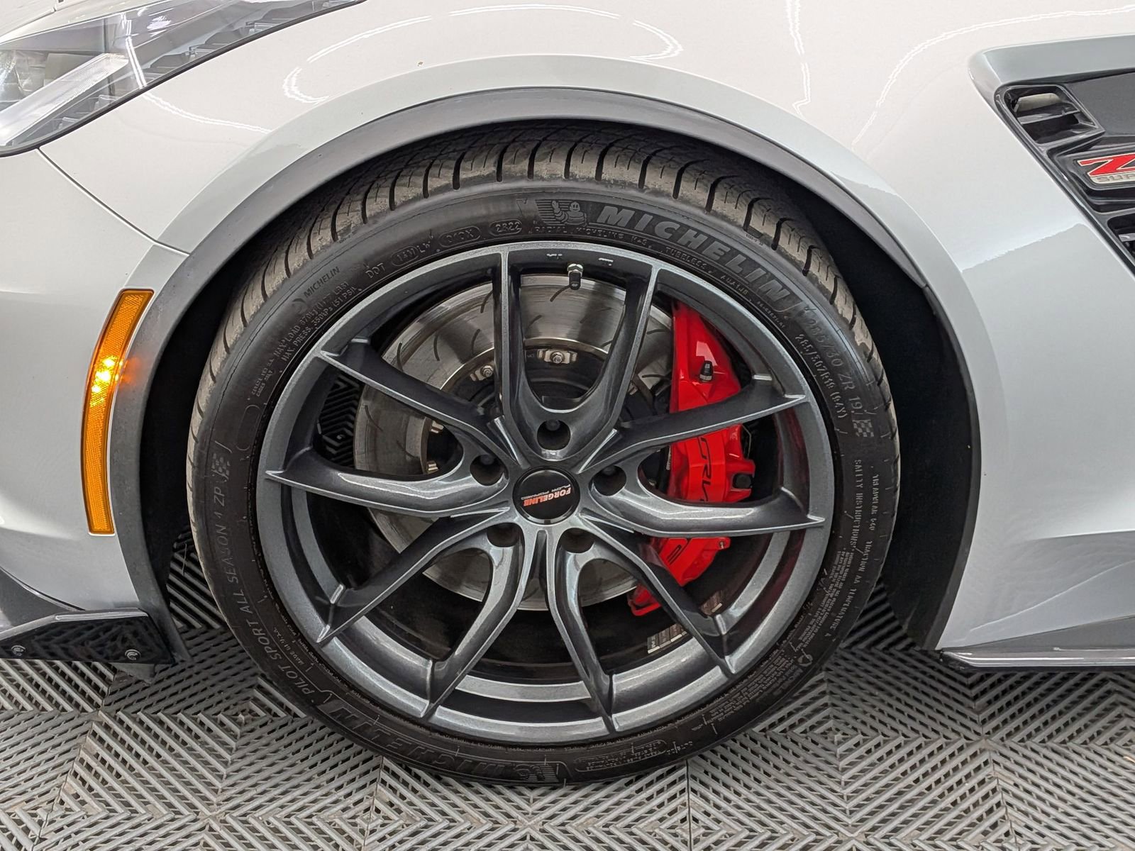 Thumbnail: 2019 Chevrolet Corvette - 13