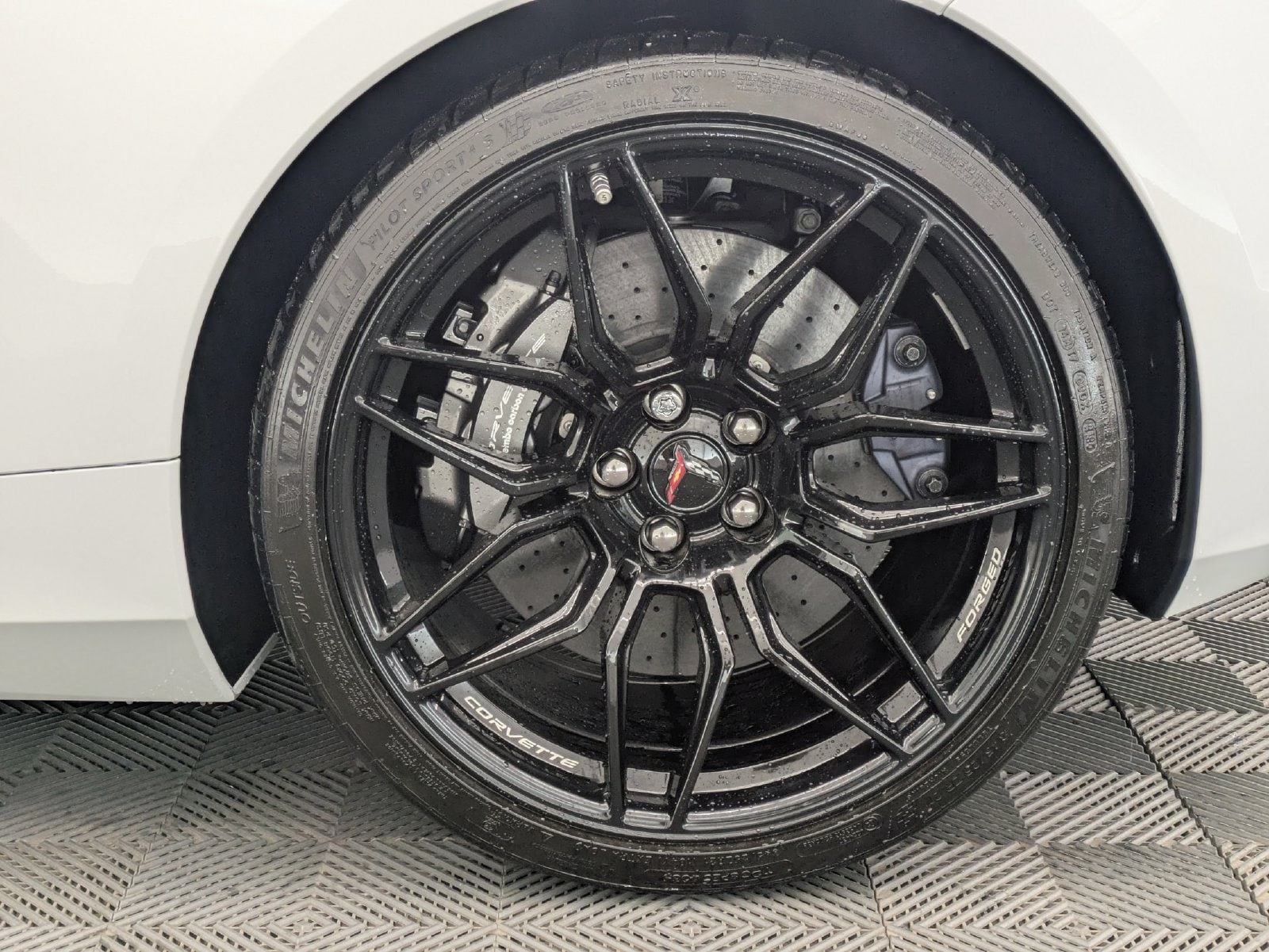 2025 Chevrolet Corvette 3LZ - Photo 14