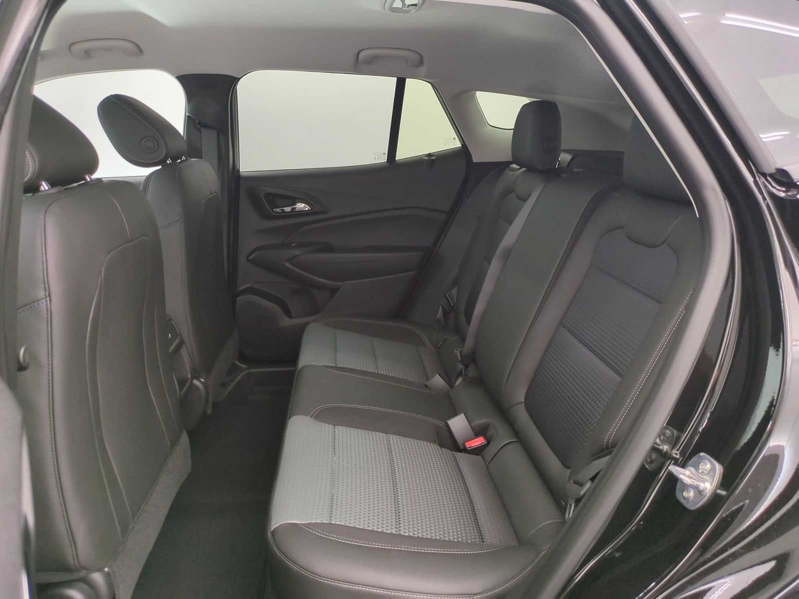 2026 Chevrolet Trax LT - Photo 18