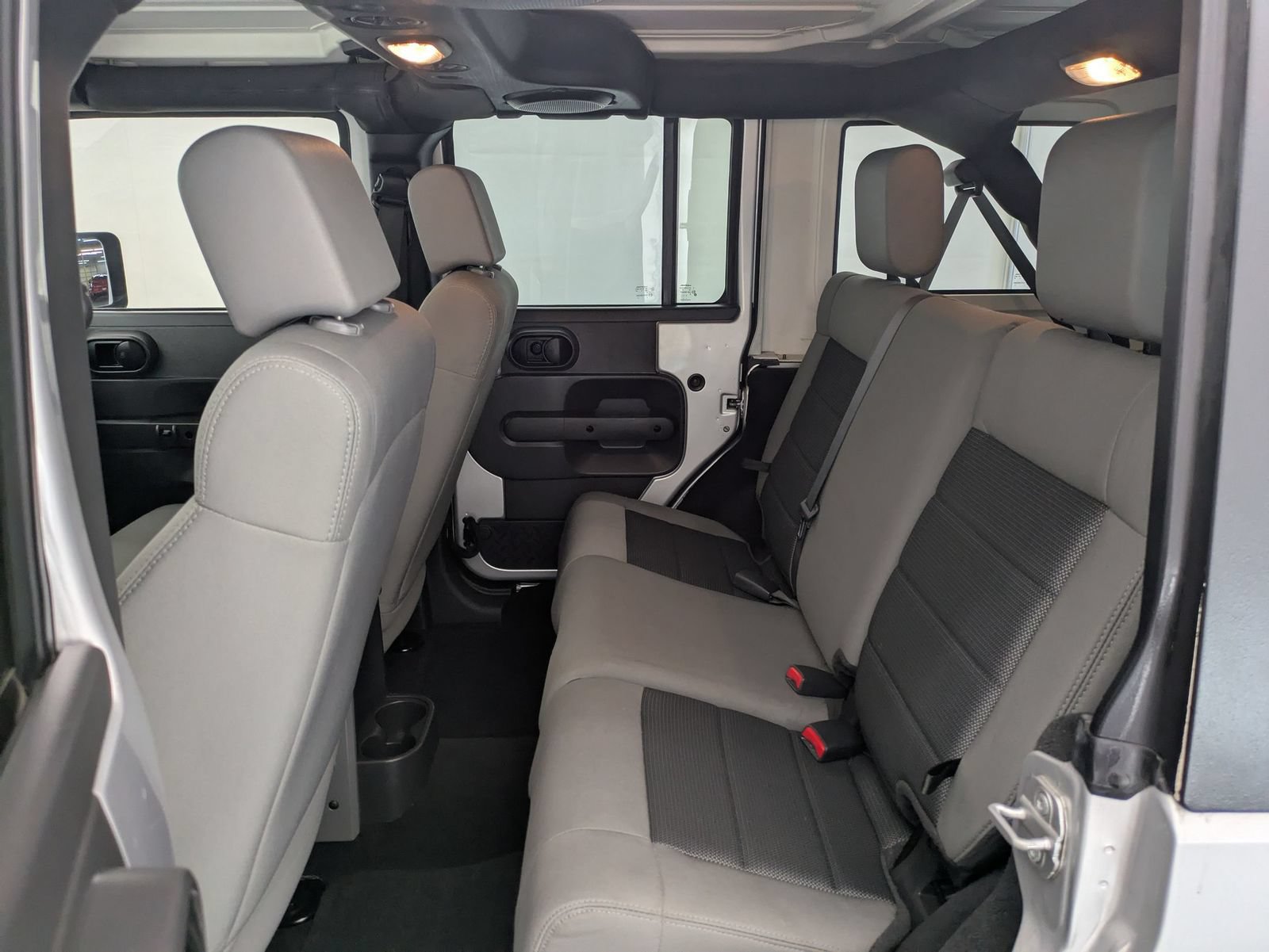 Thumbnail: 2009 Jeep Wrangler - 19