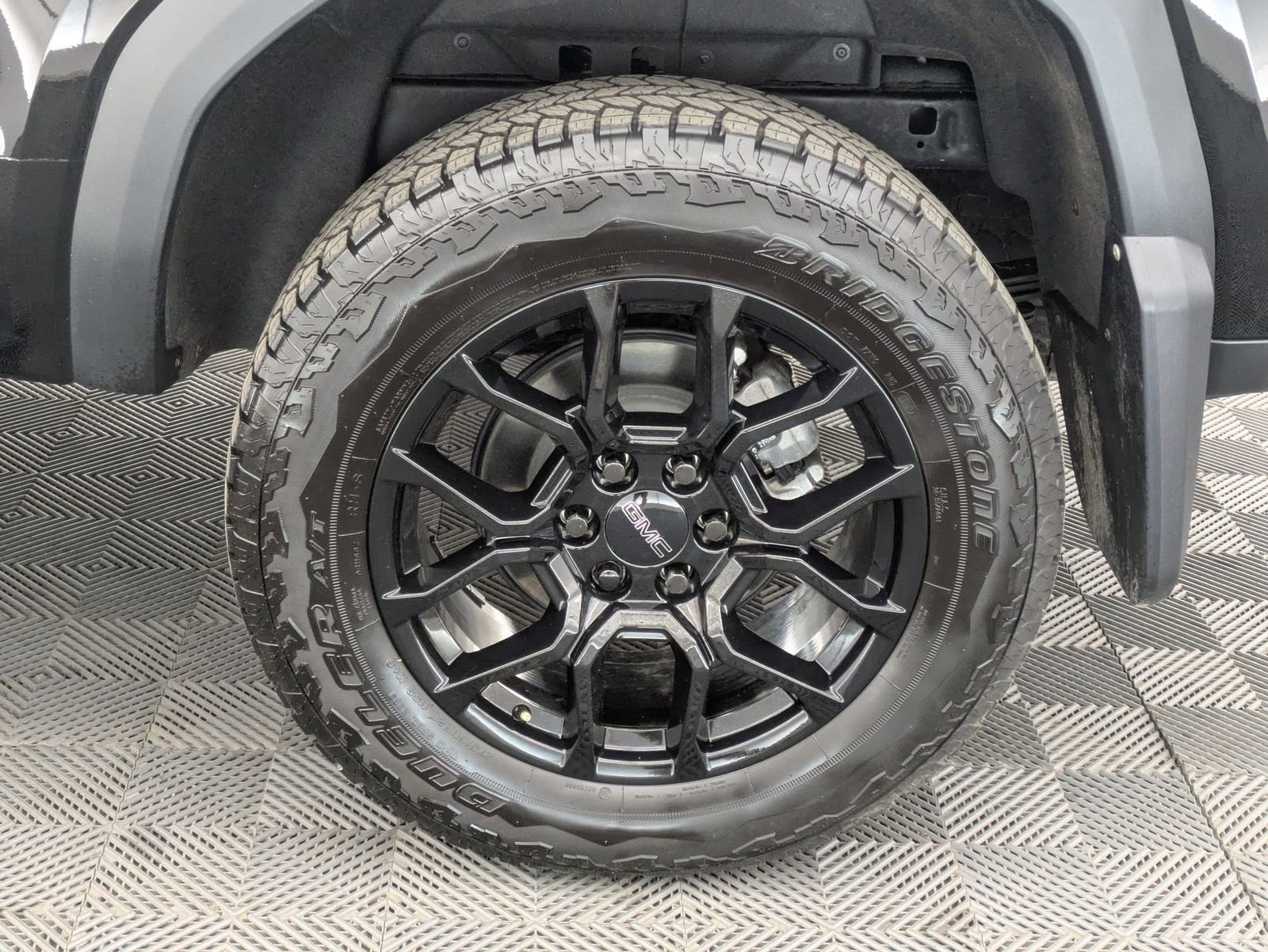 Thumbnail: 2025 GMC Canyon - 13