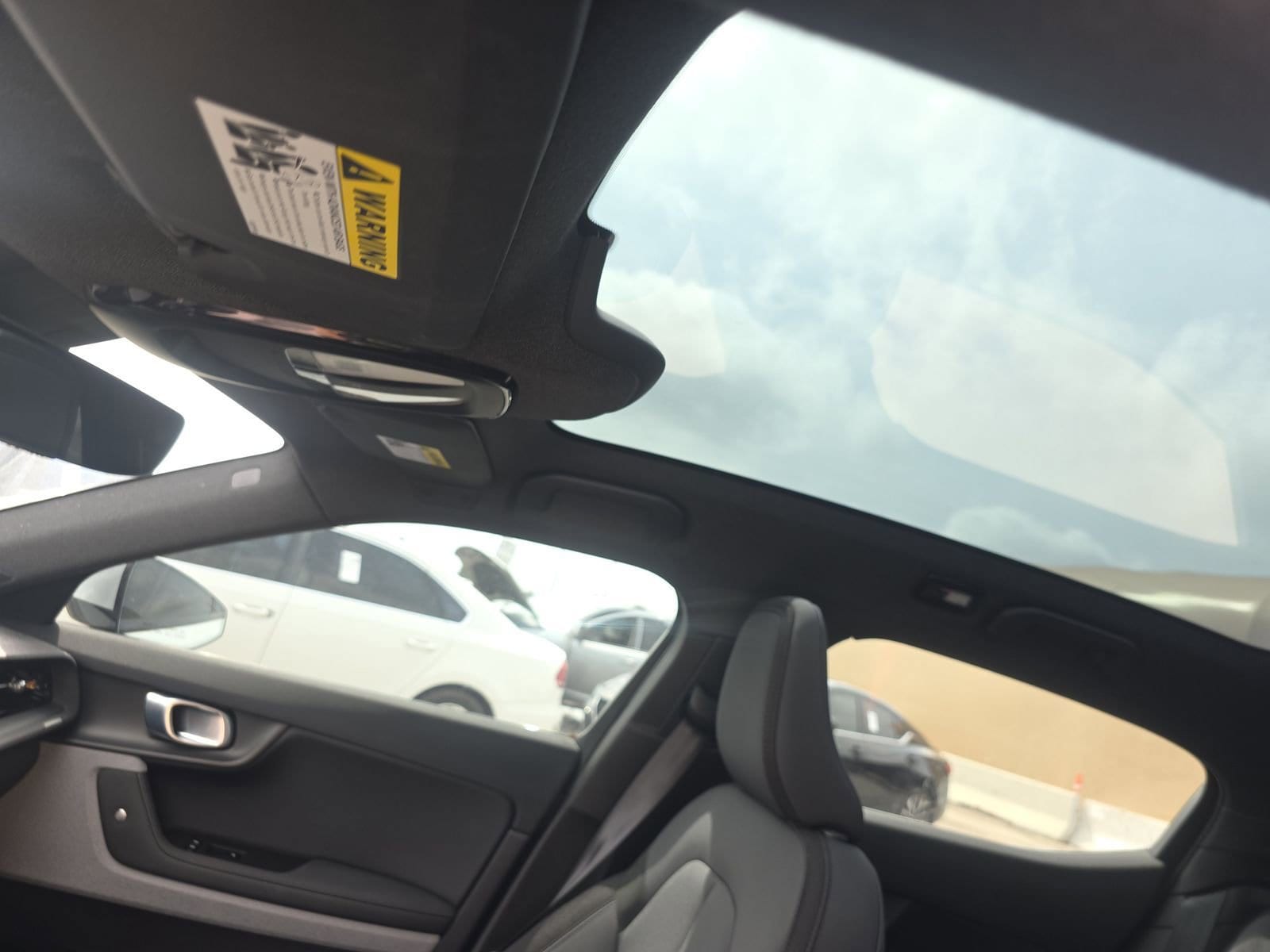 Thumbnail: 2022 Polestar 2 - 7