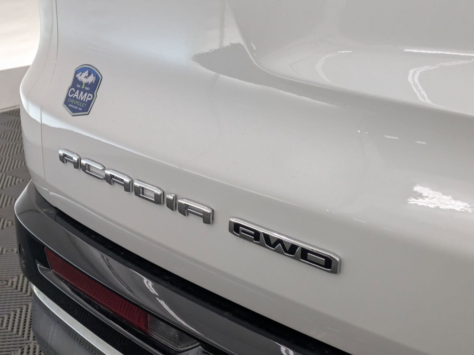Thumbnail: 2024 GMC Acadia - 13