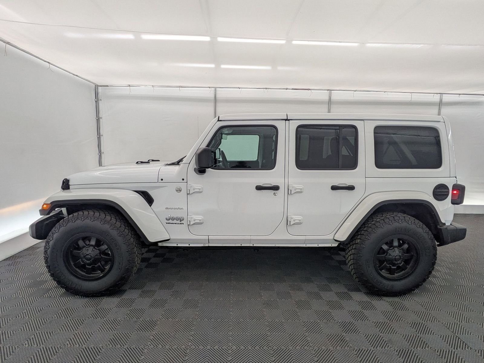 Thumbnail: 2023 Jeep Wrangler - 3