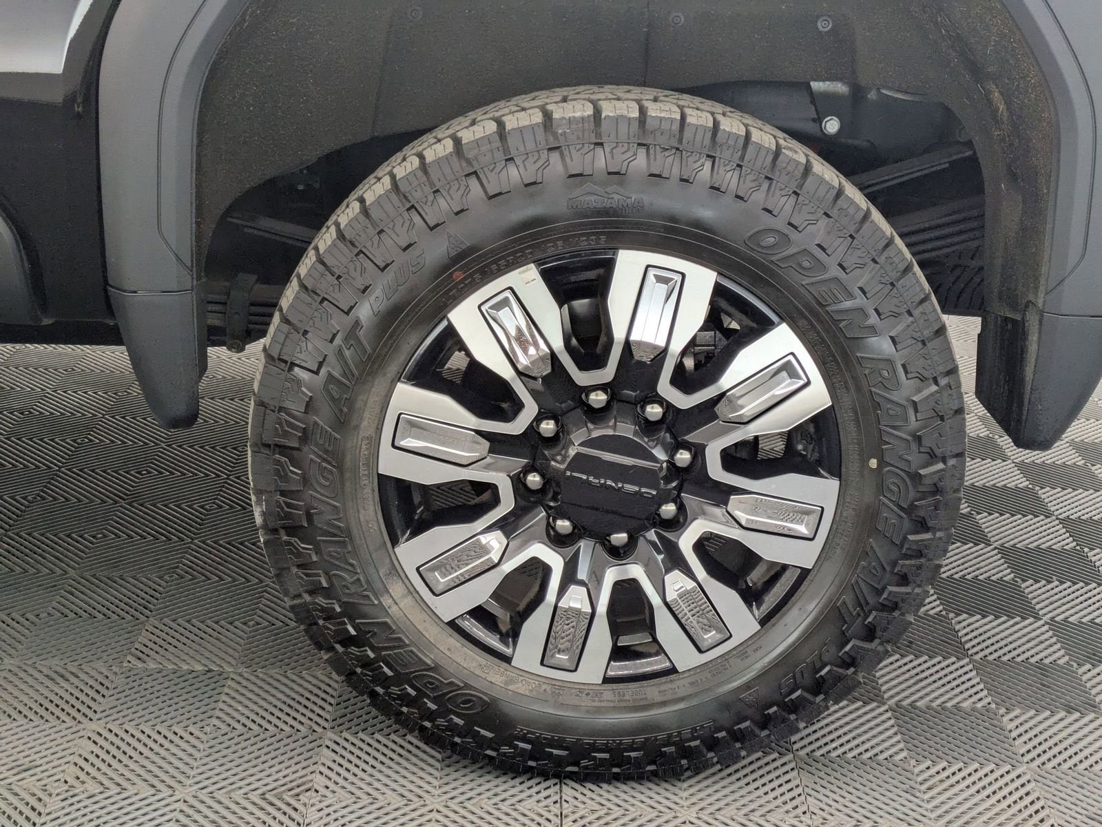 Thumbnail: 2025 GMC Sierra 2500 - 14