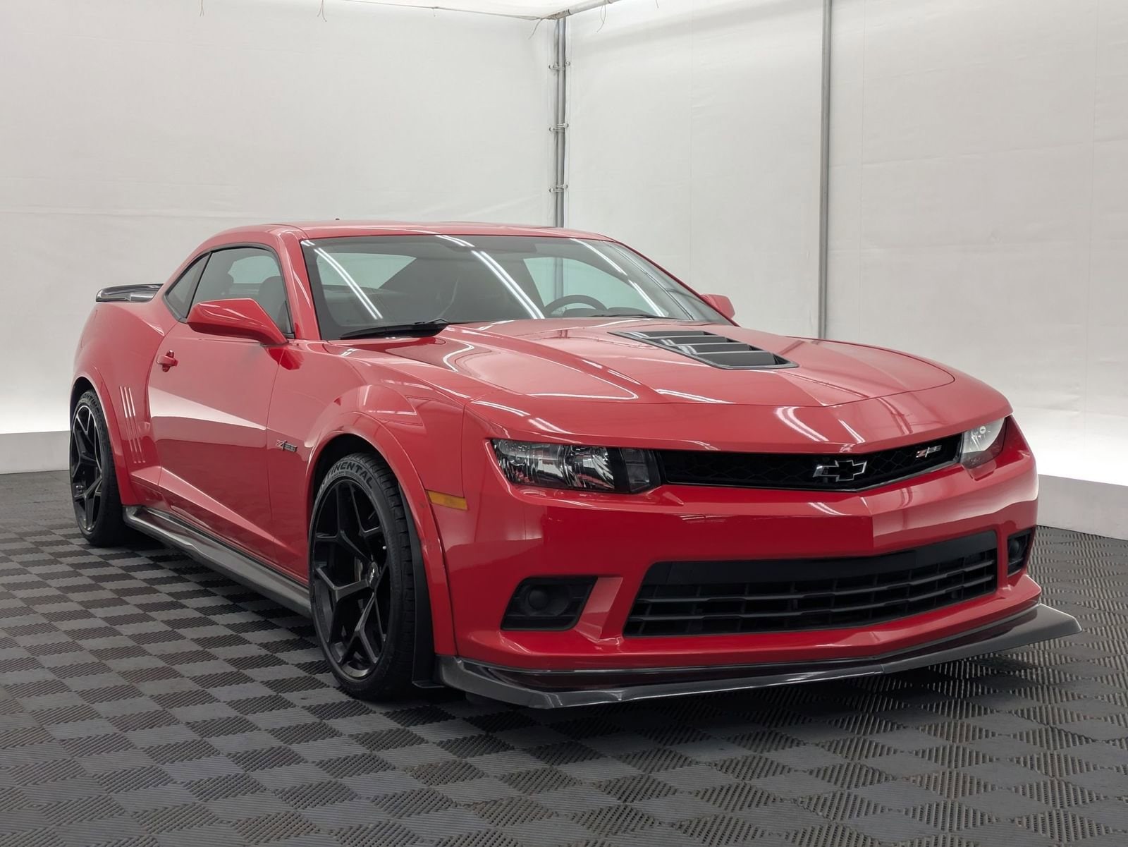 Thumbnail: 2015 Chevrolet Camaro - 8