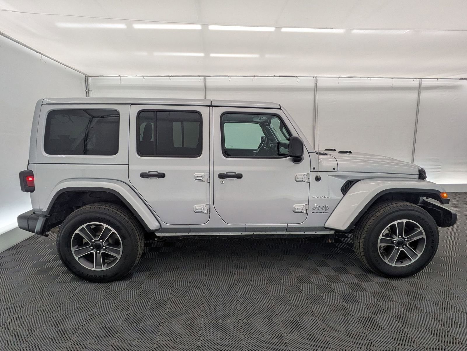 Thumbnail: 2023 Jeep Wrangler - 7