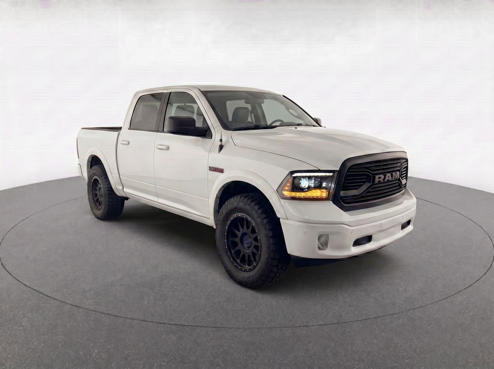2015 RAM 1500 Laramie Limited Crew Cab 4x4 149"wb's photo