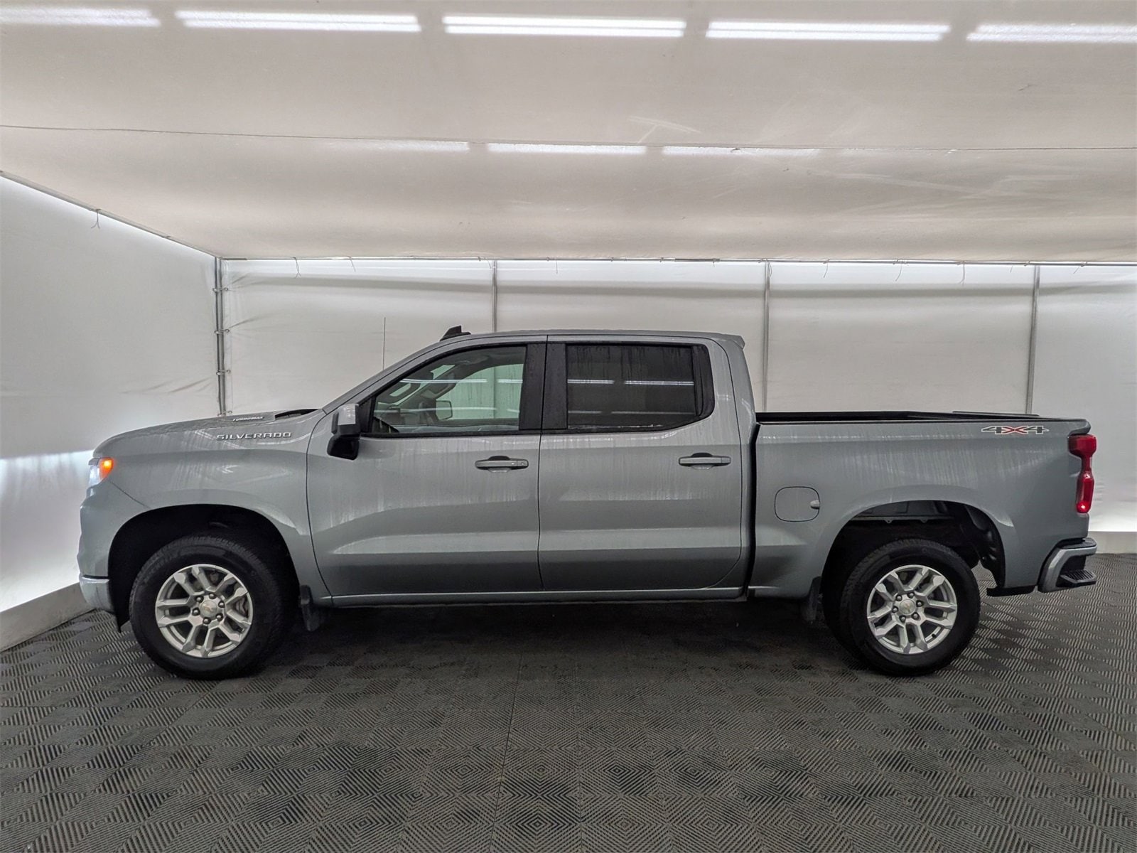 Thumbnail: 2025 Chevrolet Silverado 1500 - 3