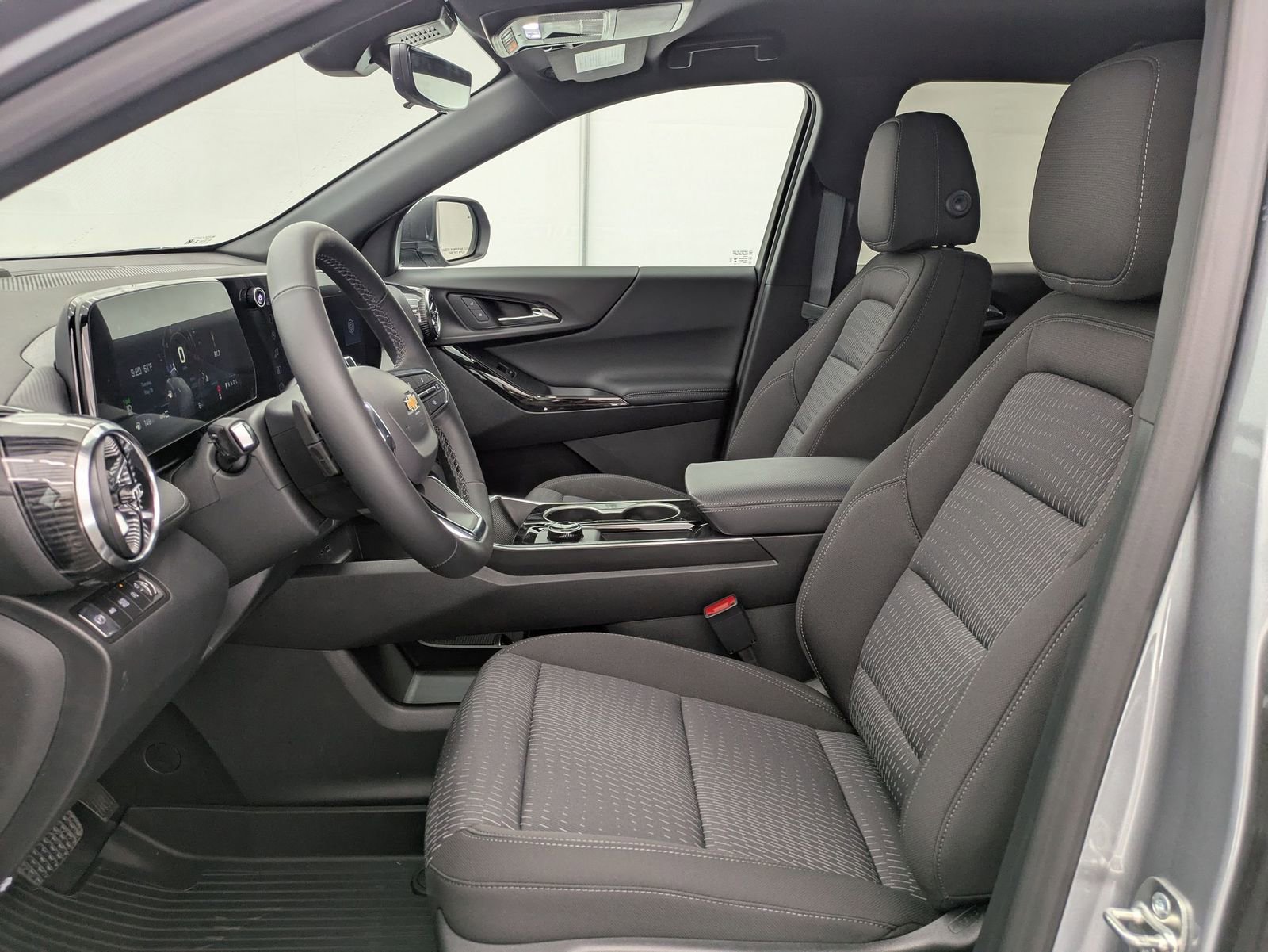 Thumbnail: 2026 Chevrolet Equinox - 16