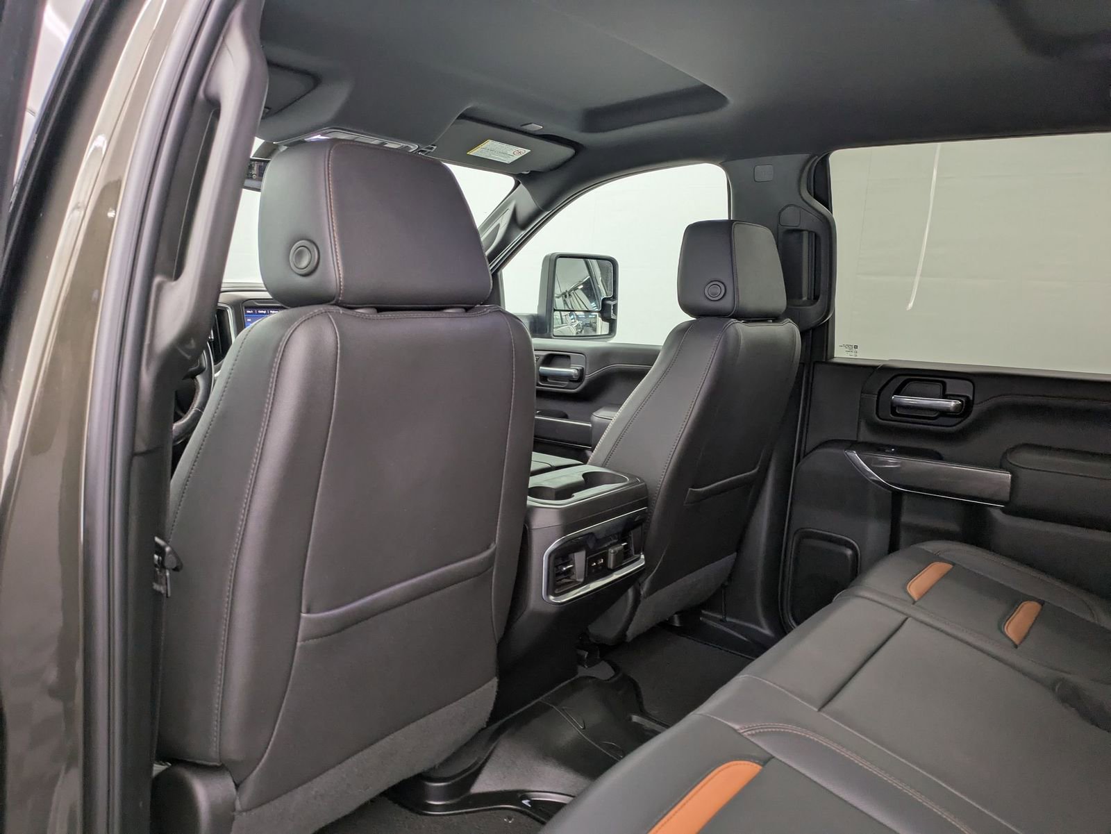 Thumbnail: 2022 GMC Sierra 3500 - 17