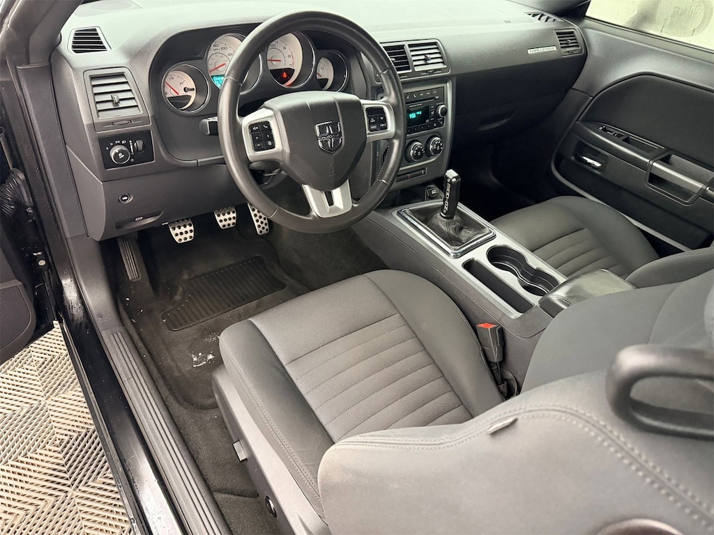 Used 2013 Dodge Challenger R/T