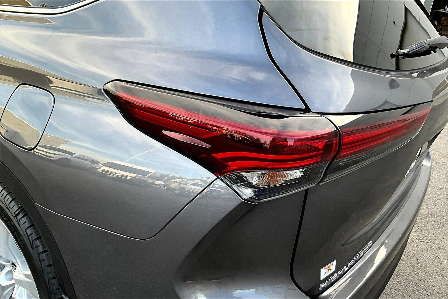 Thumbnail: 2024 Toyota Highlander - 32