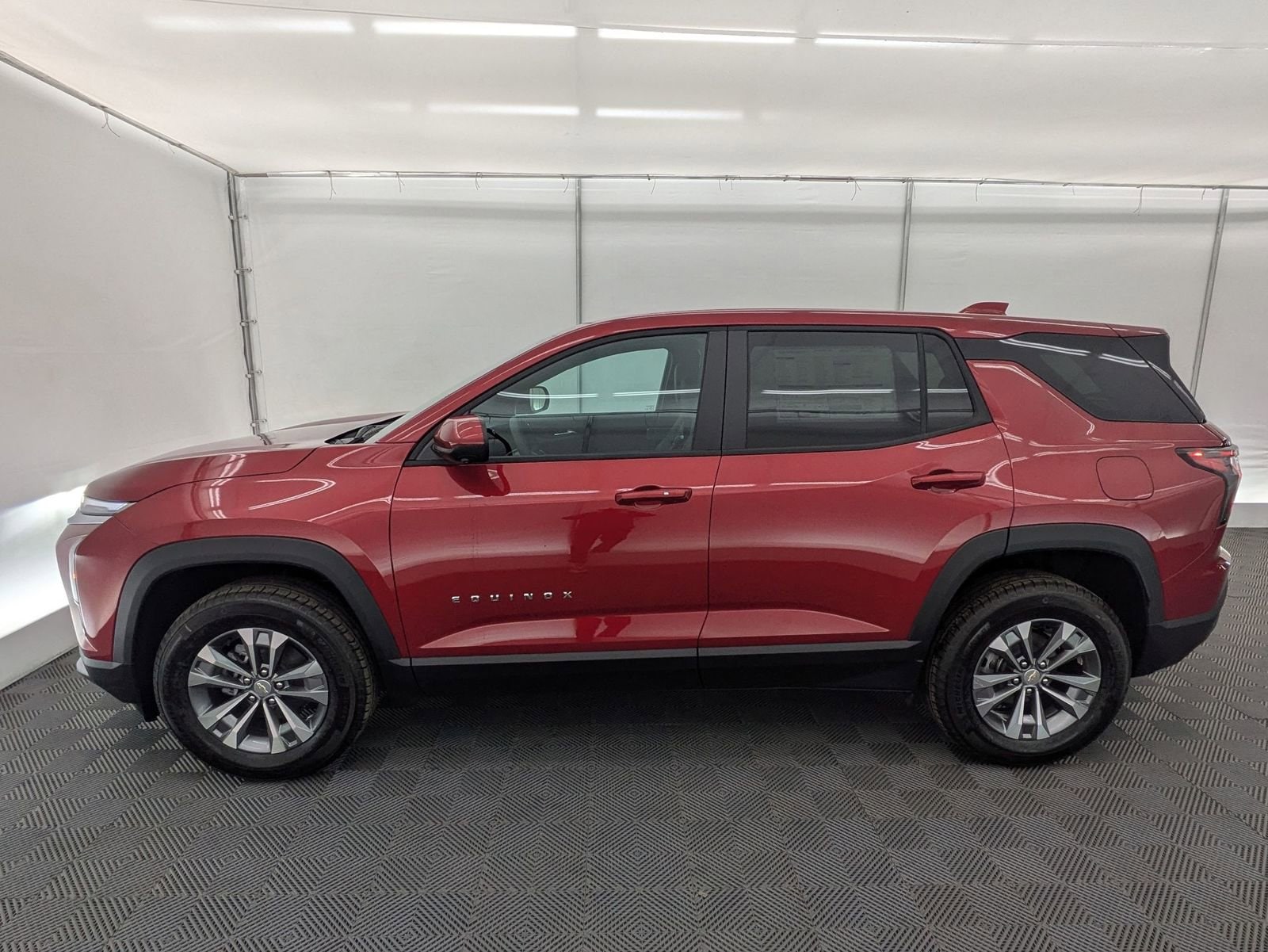 Thumbnail: 2026 Chevrolet Equinox - 3
