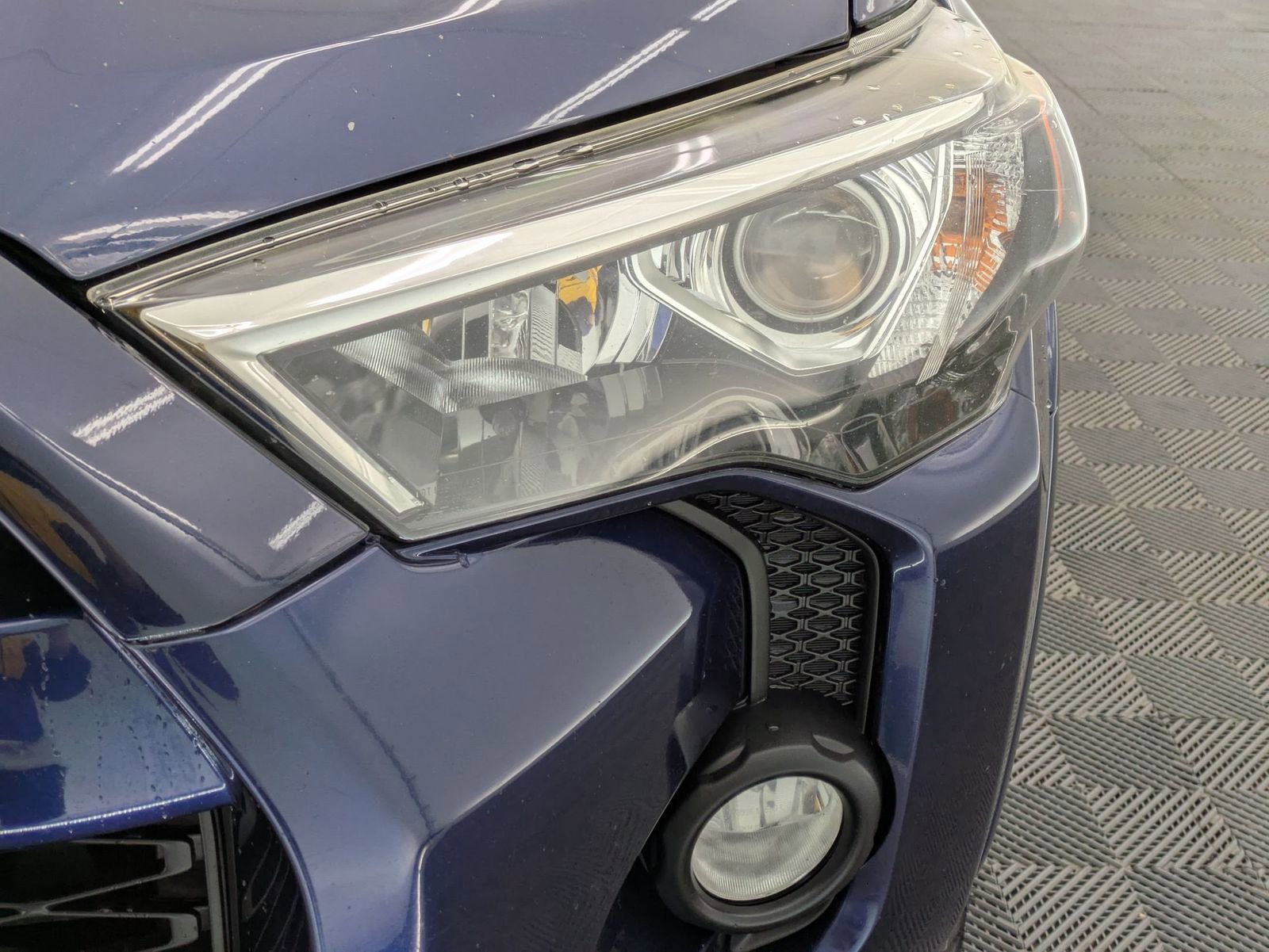 Thumbnail: 2016 Toyota 4Runner - 10