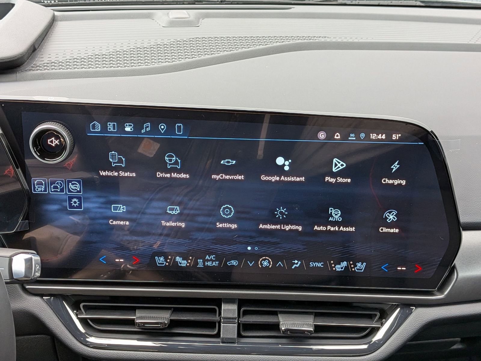 Thumbnail: 2026 Chevrolet Equinox - 28
