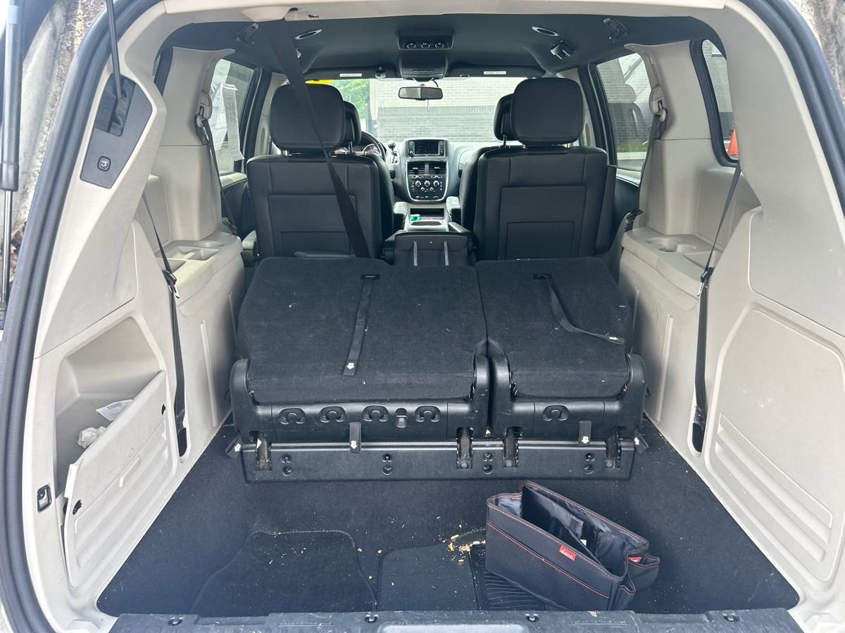 Thumbnail: 2018 Dodge Grand Caravan - 8
