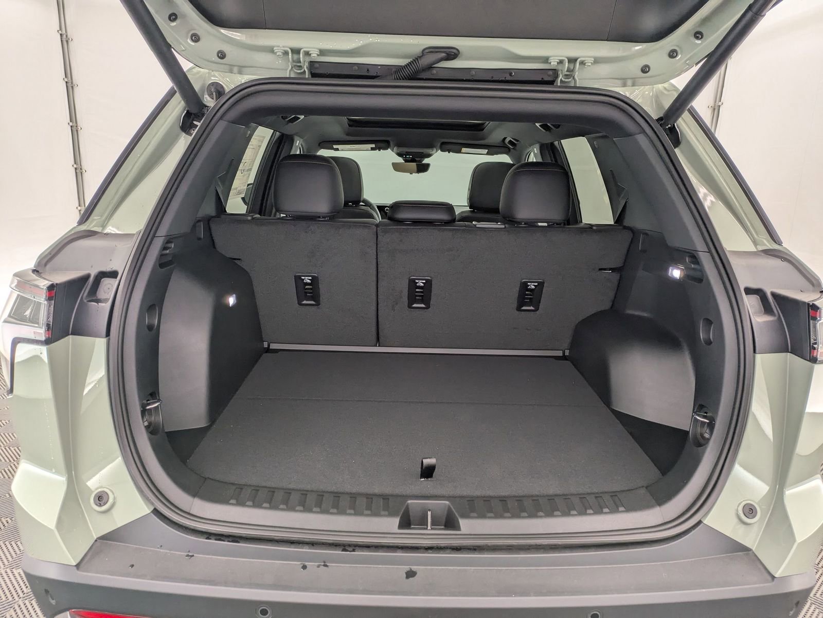 Thumbnail: 2026 Chevrolet Equinox - 34