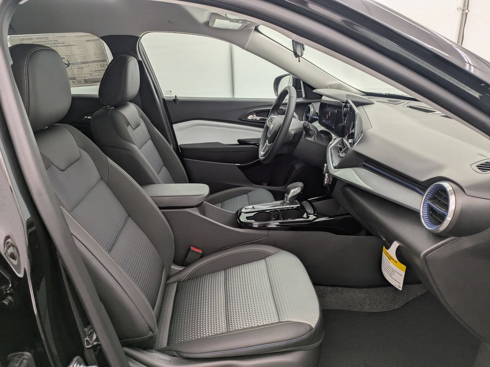 2026 Chevrolet Trax LT - Photo 22