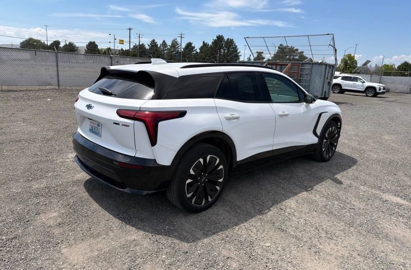 Used 2024 Chevrolet Blazer EV RS with VIN 3GNKDCRJ3RS151406 for sale in Spokane, WA
