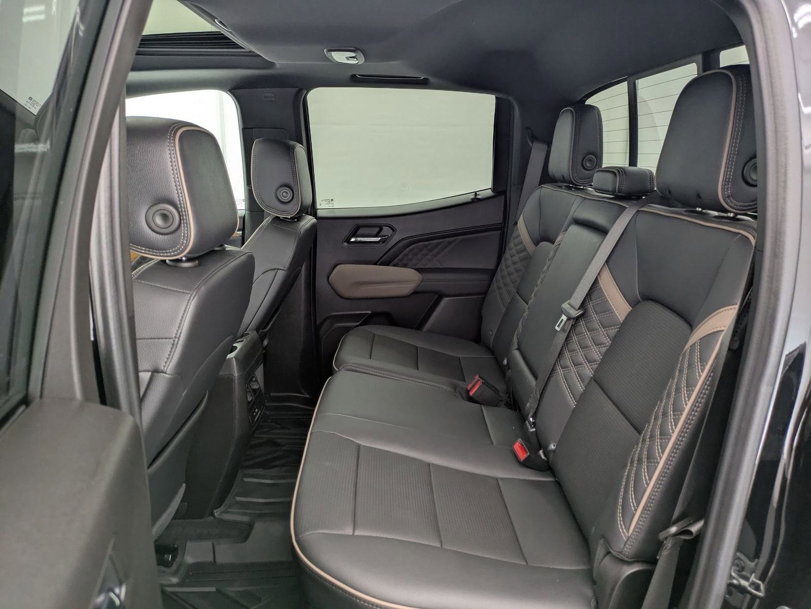 Thumbnail: 2025 GMC Canyon - 20