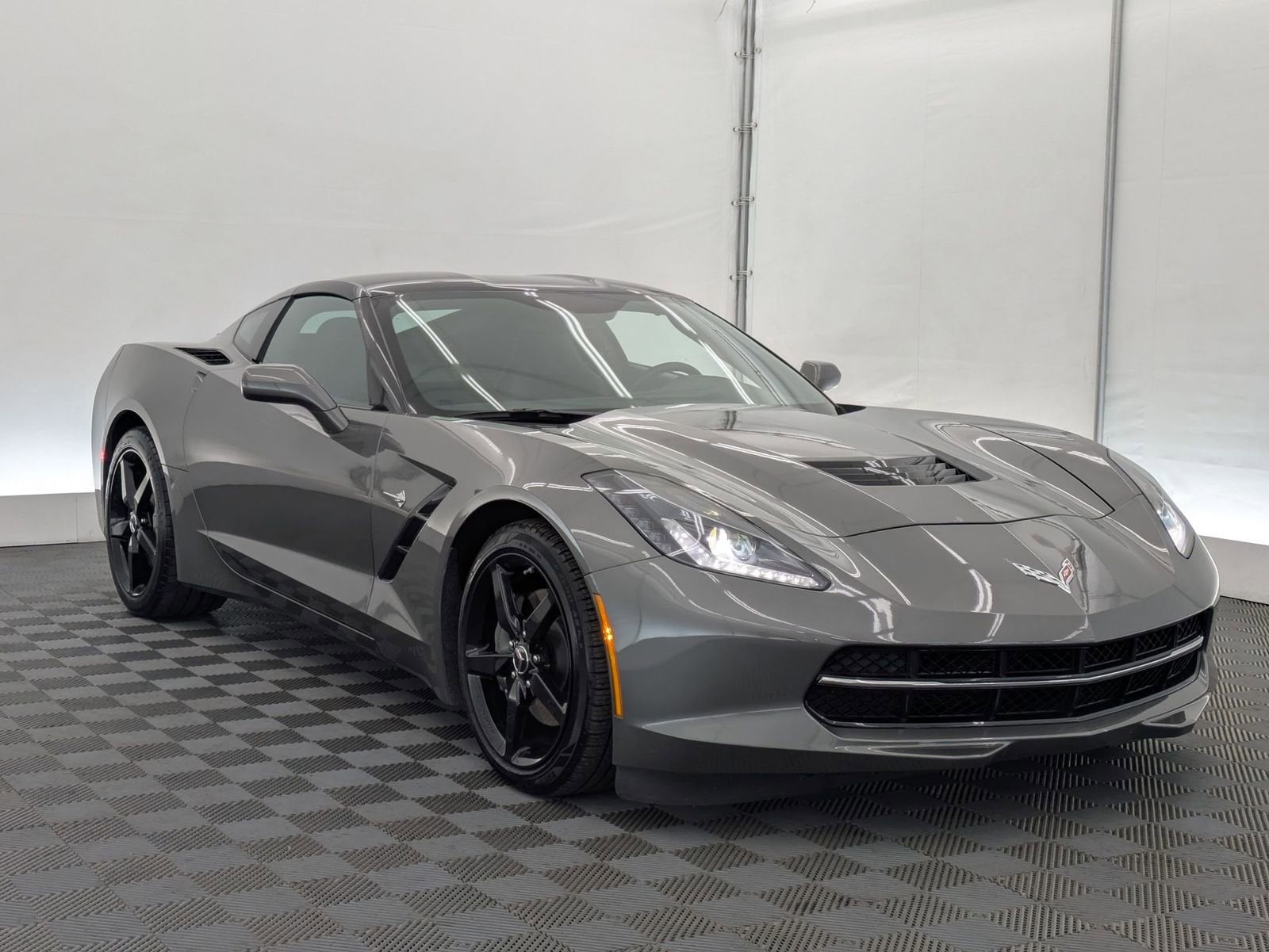 Thumbnail: 2015 Chevrolet Corvette - 8