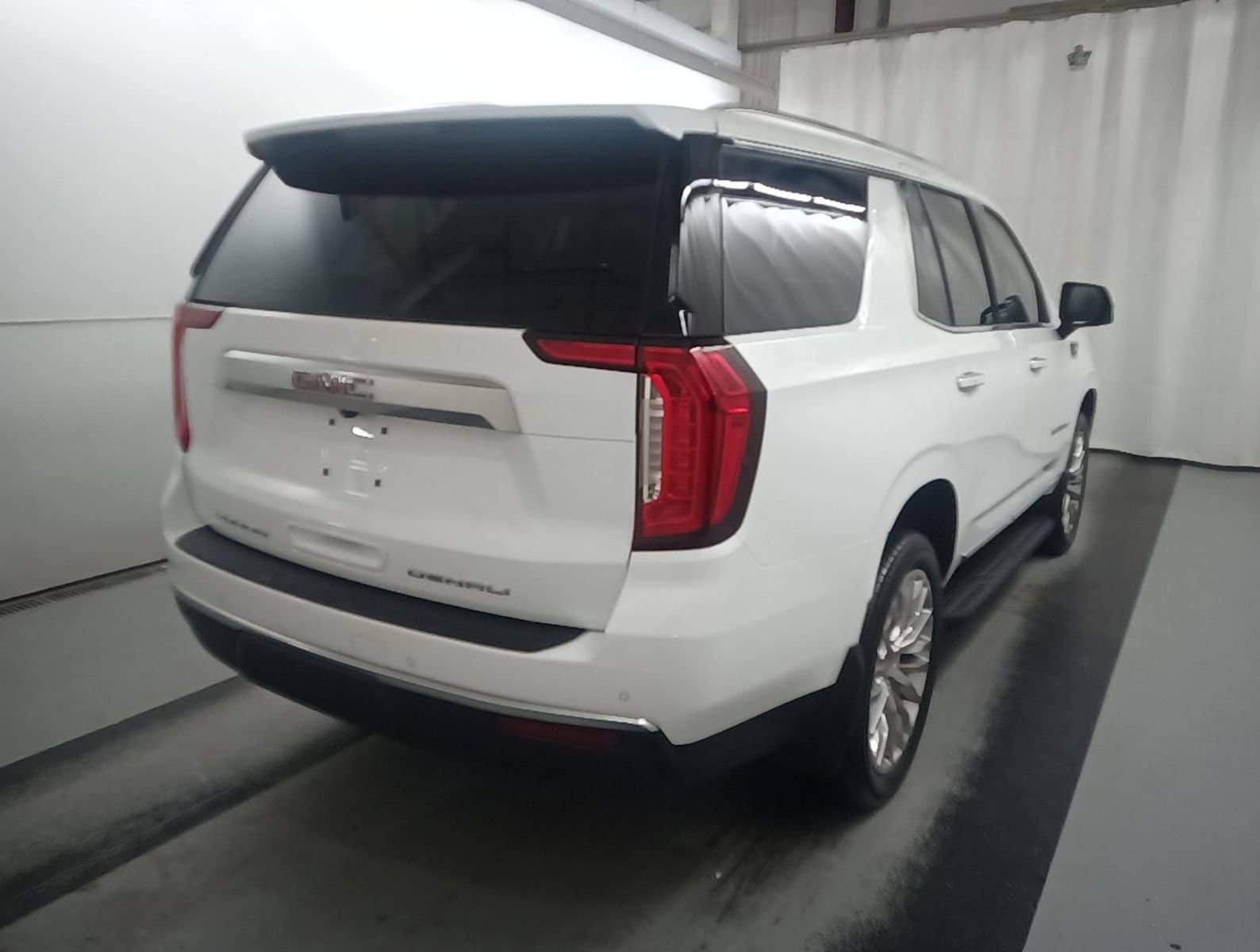 Thumbnail: 2024 GMC Yukon - 2