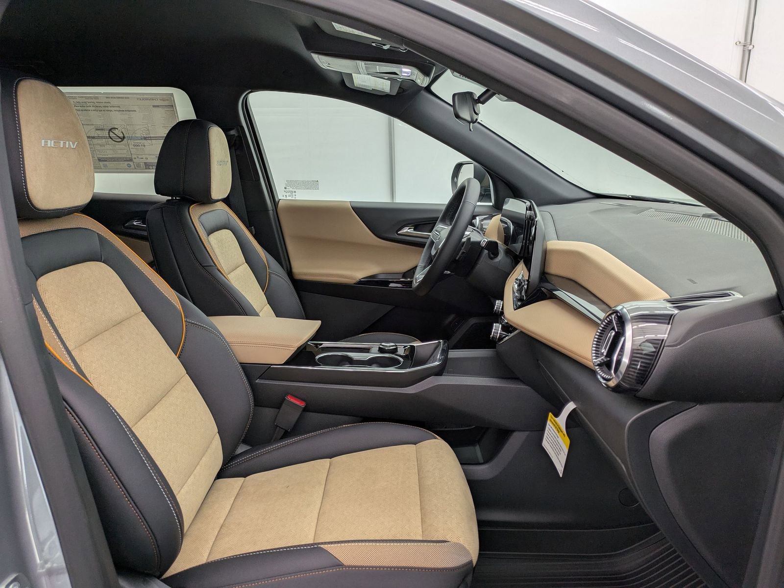 Thumbnail: 2026 Chevrolet Equinox - 22