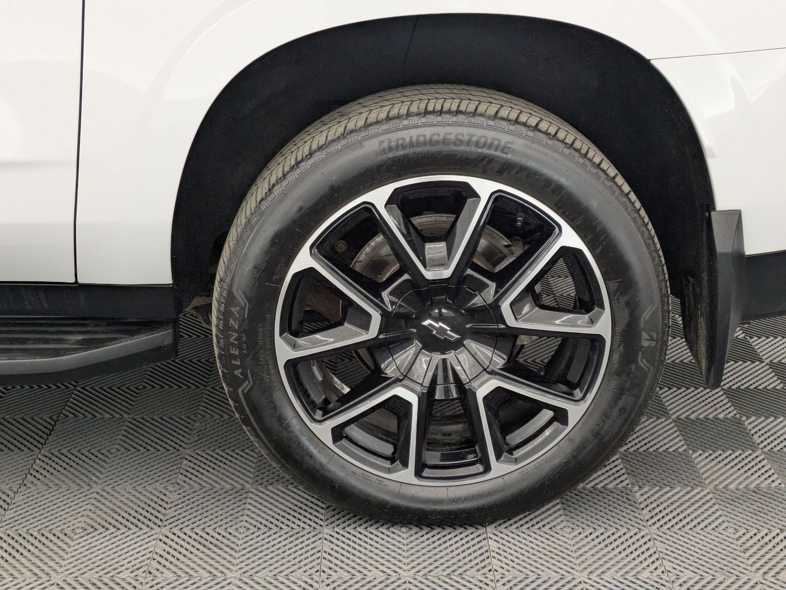 Thumbnail: 2021 Chevrolet Suburban - 14