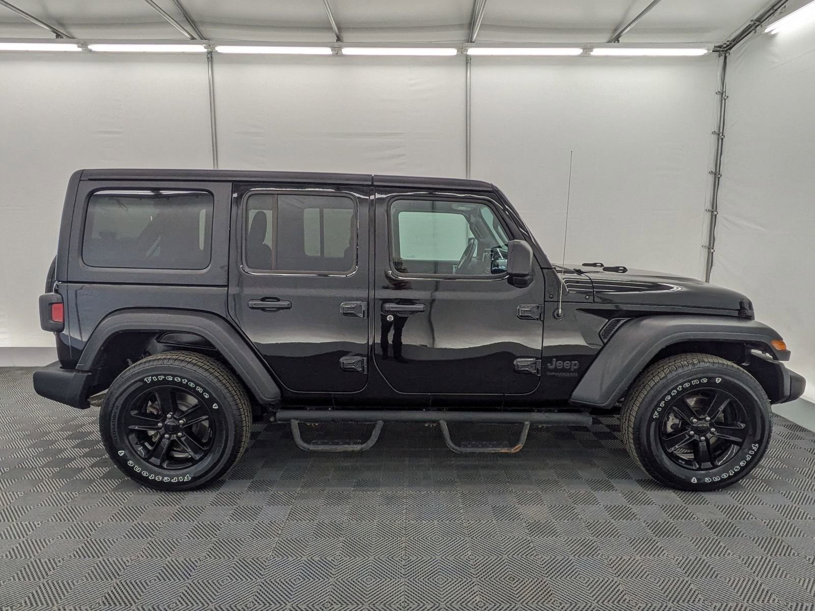 Thumbnail: 2022 Jeep Wrangler - 6