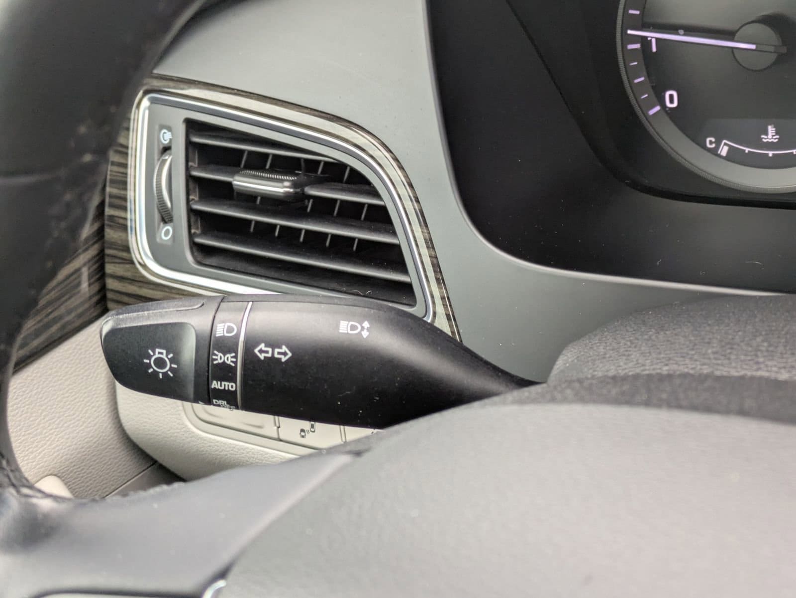 Thumbnail: 2016 Hyundai Sonata - 28