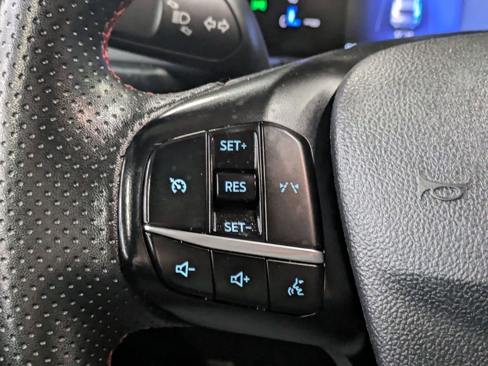 Thumbnail: 2023 Ford Escape - 23