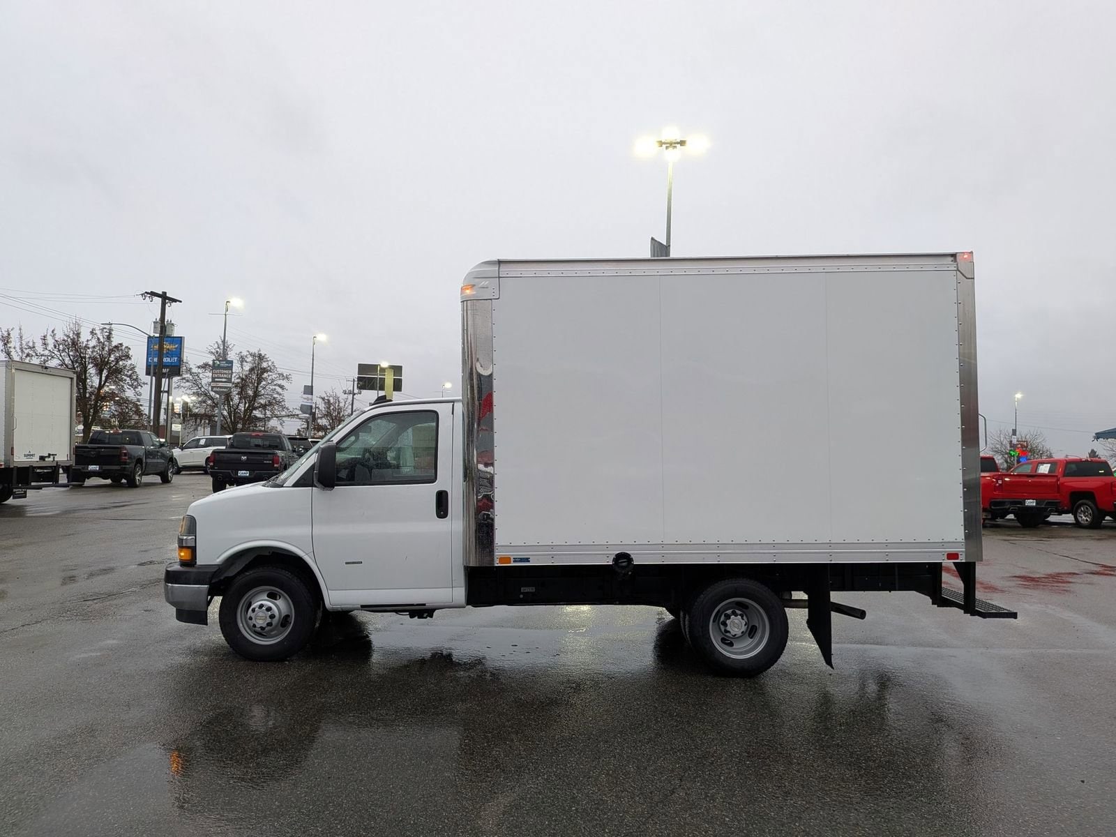 Thumbnail: 2024 Chevrolet Express - 3