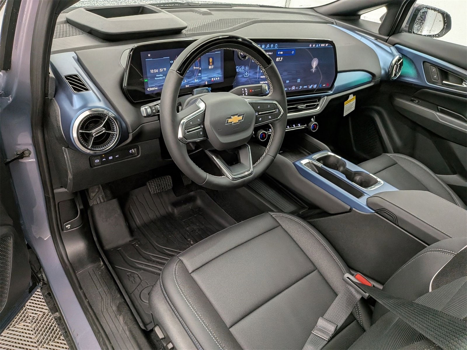 Thumbnail: 2026 Chevrolet Equinox - 2