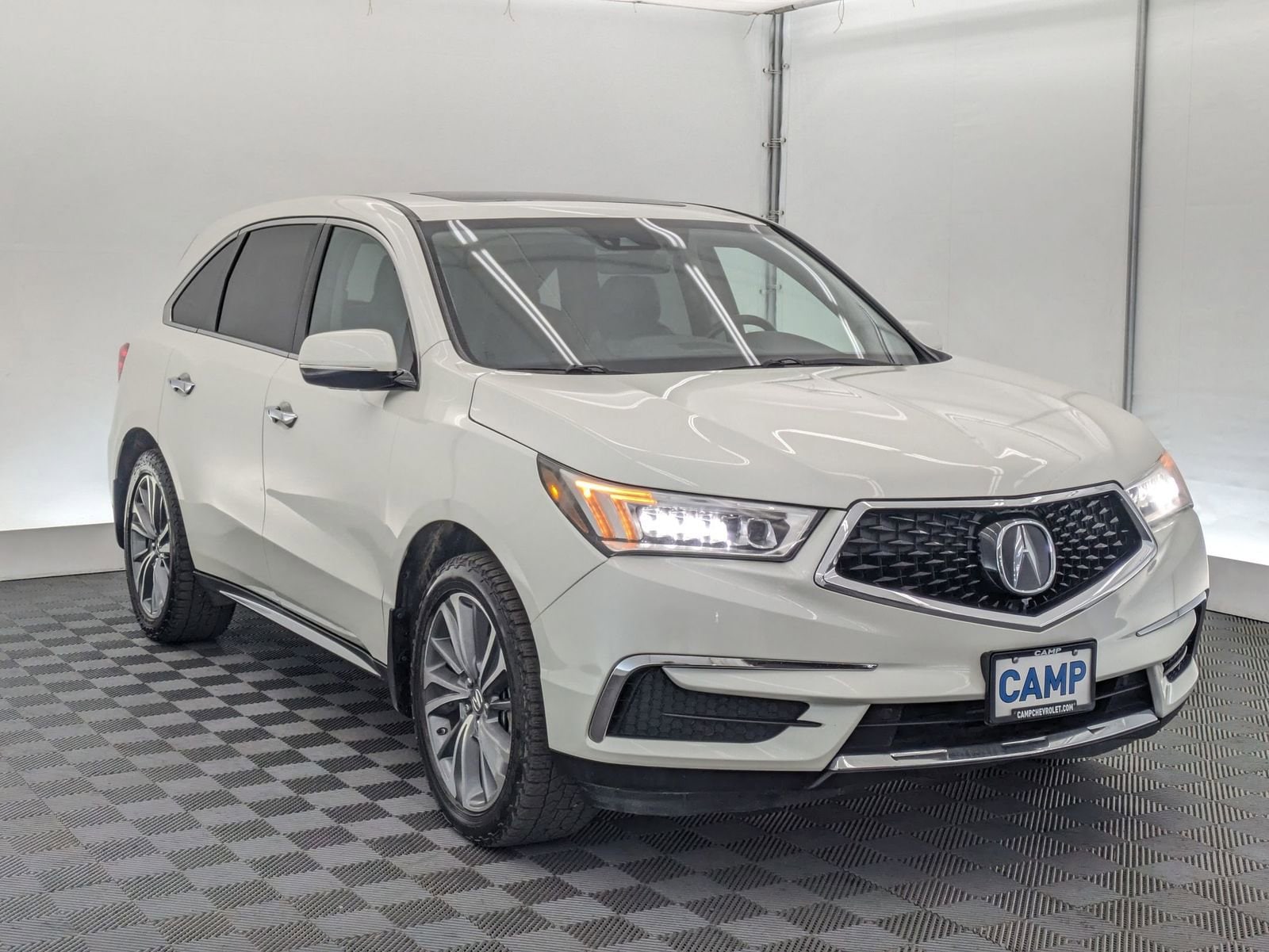 Thumbnail: 2017 Acura MDX - 8