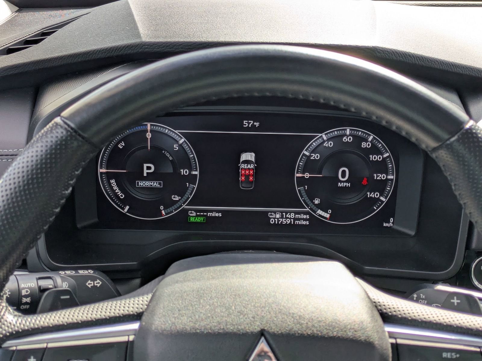 Thumbnail: 2023 Mitsubishi Outlander - 34