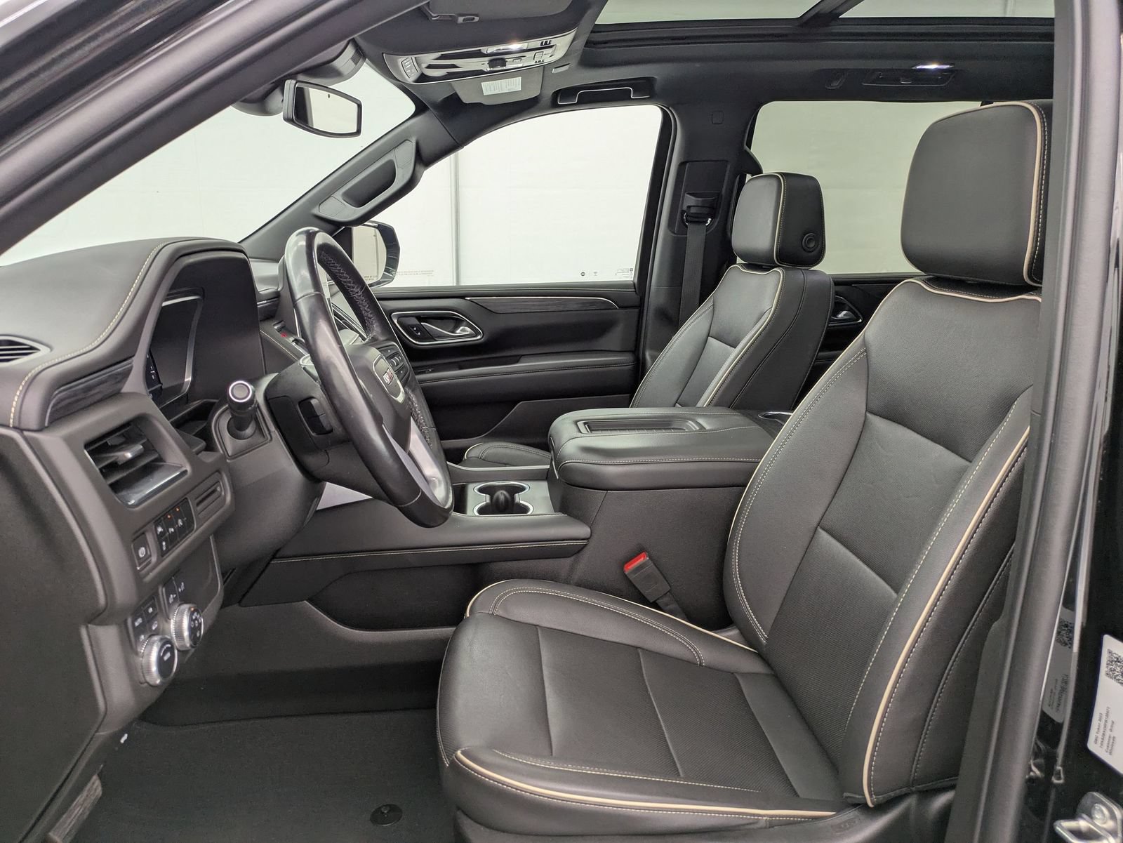 Thumbnail: 2023 GMC Yukon - 18