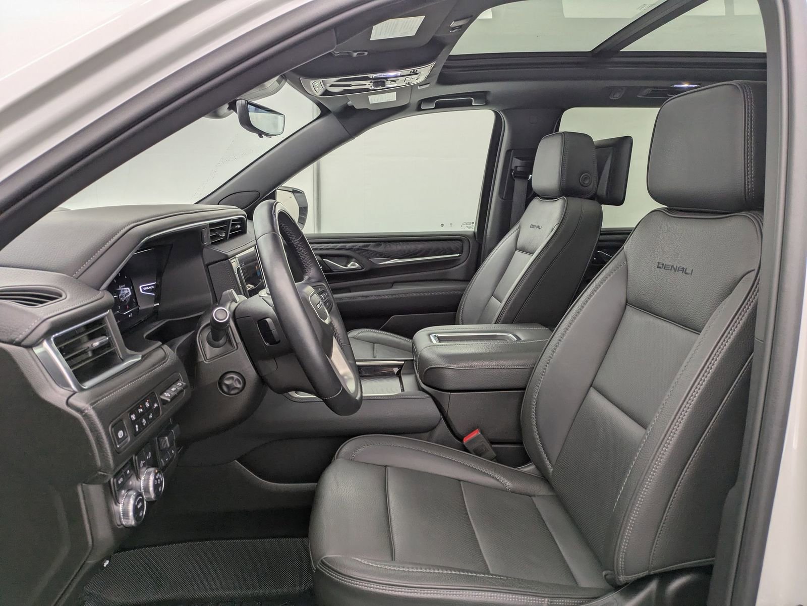 Thumbnail: 2024 GMC Yukon - 18