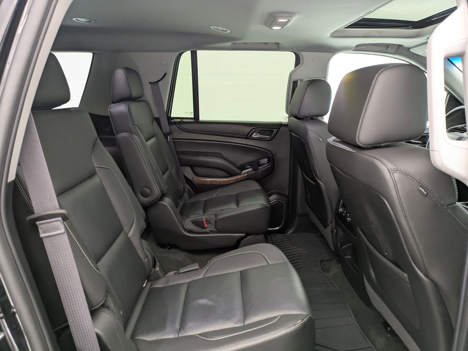 Thumbnail: 2016 Chevrolet Tahoe - 22