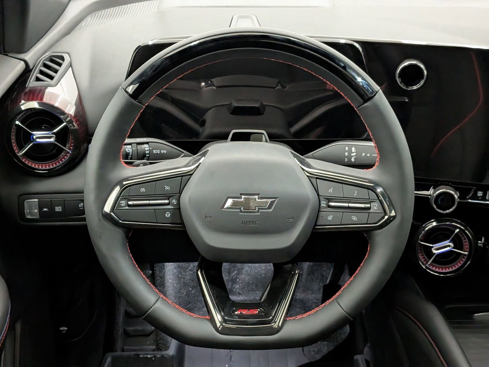 Thumbnail: 2026 Chevrolet Blazer EV - 24